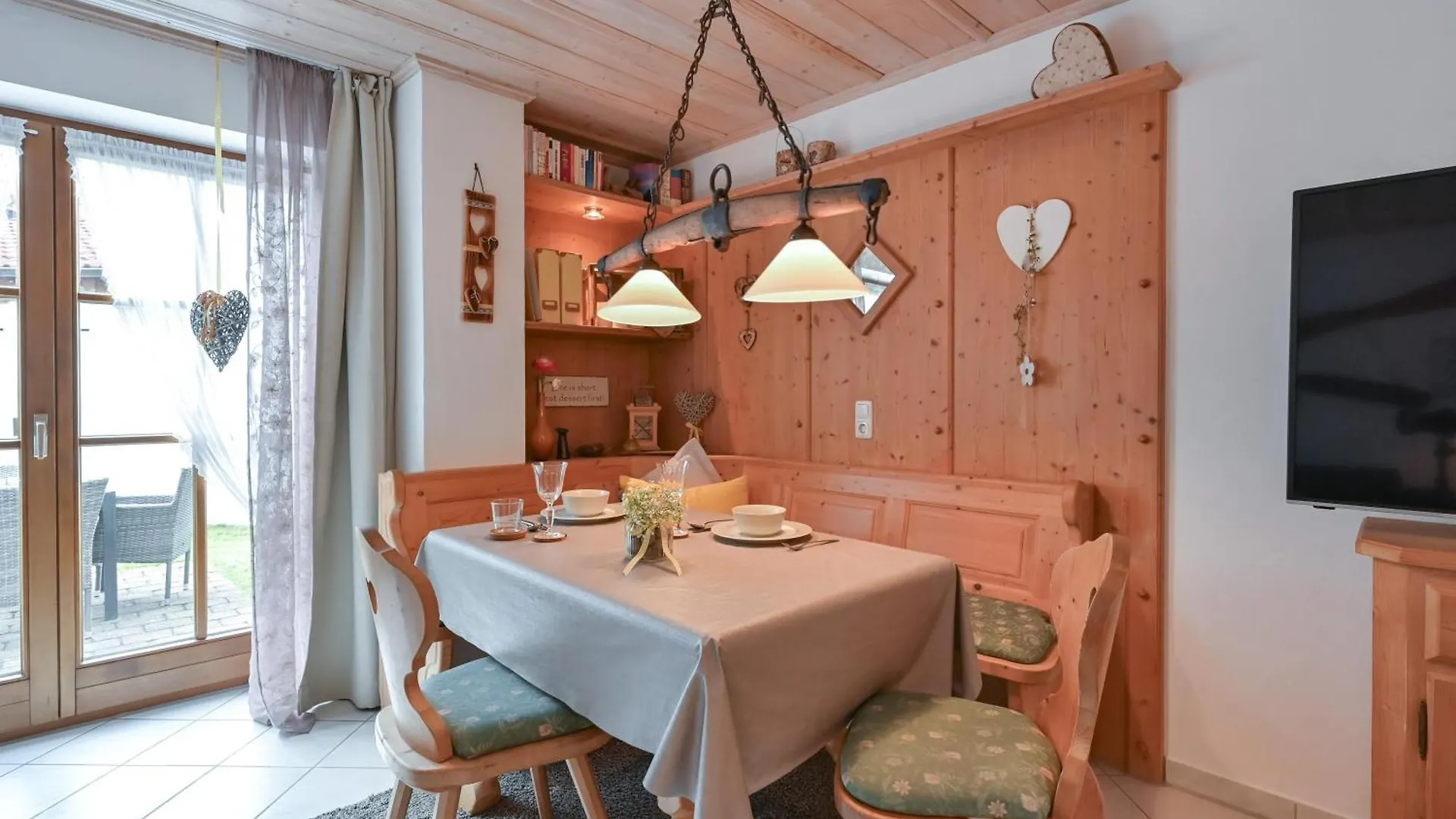 Ferienwohnung Alpina Roßhaupten